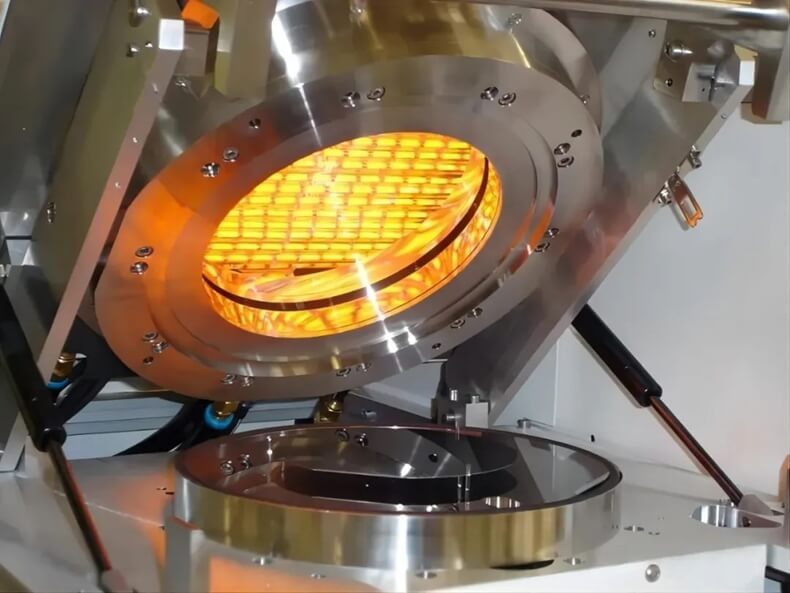 UHP (Ultra High Purity) heater lamp
